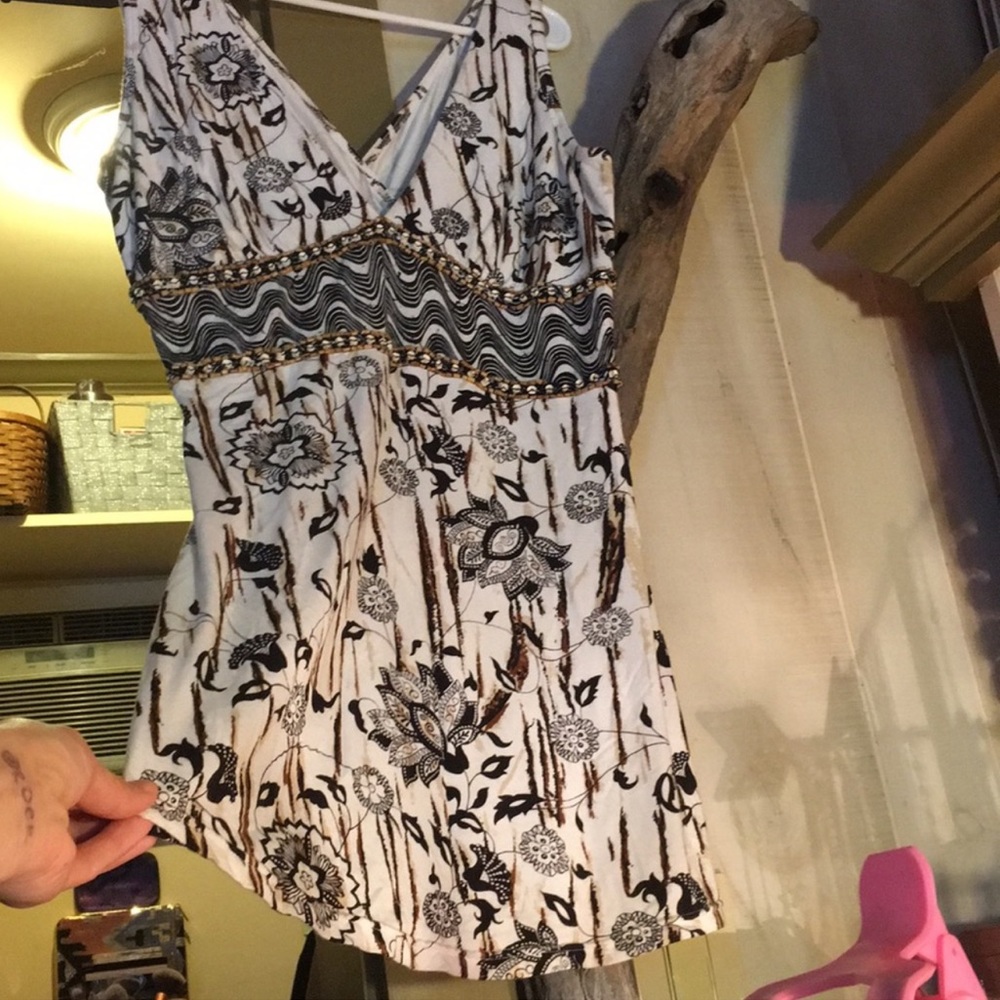 Mixed Pattern & Detailed Bohemian V Neck Sleeveless Top w/ Beading SEE PICTURES
